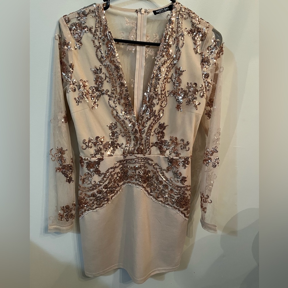 Nasty Gal Sequin Detailed Dress - Picture 4 of 5